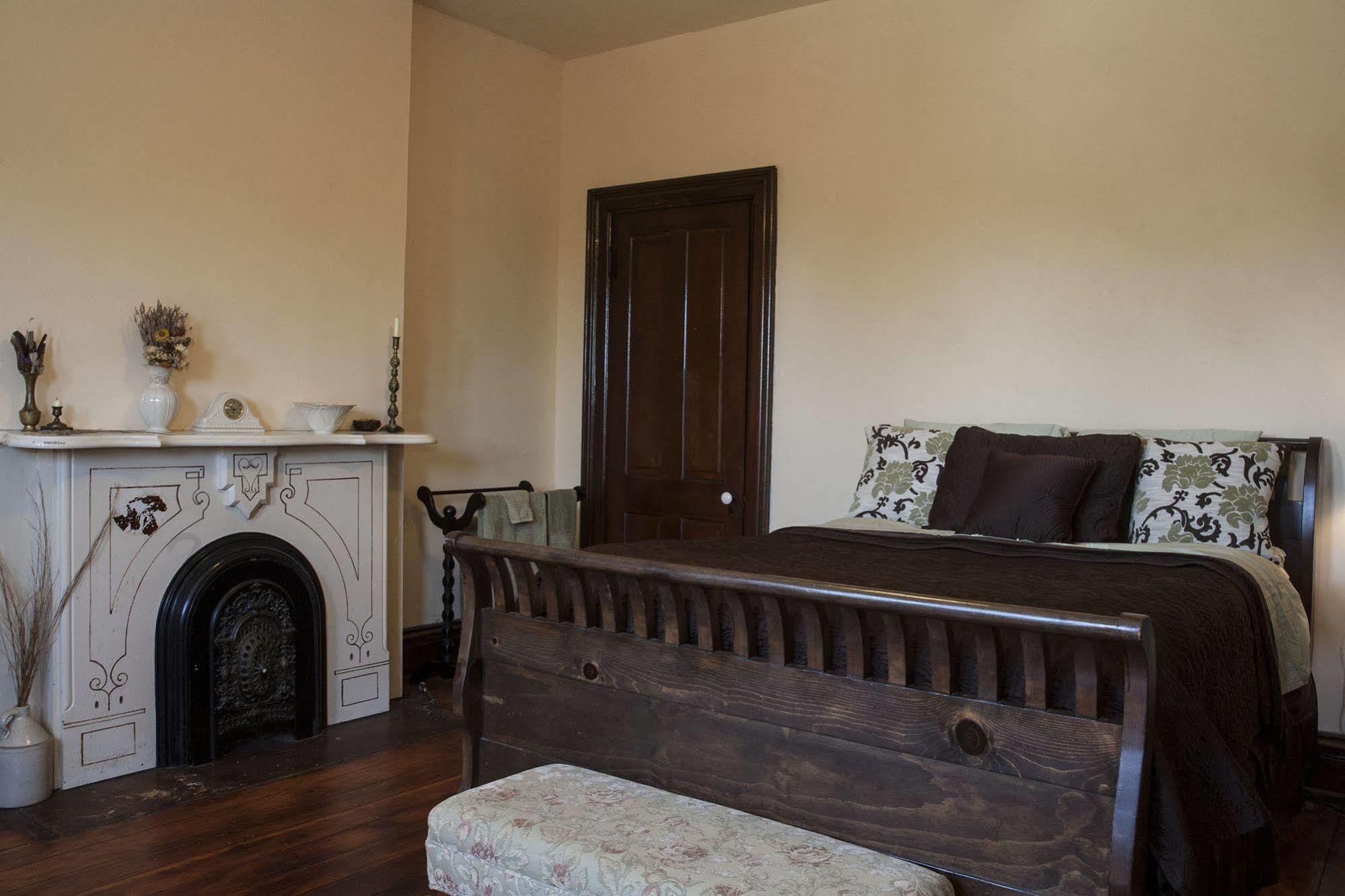 The Mitchell House Bed And Breakfast Circleville Exterior foto